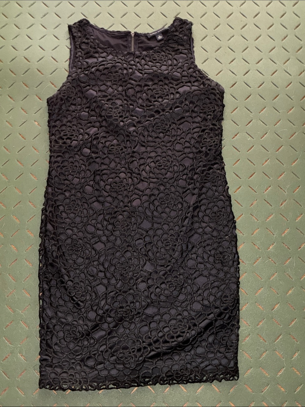 White House Black Market Black Floral Lace Midi Dress sz 8